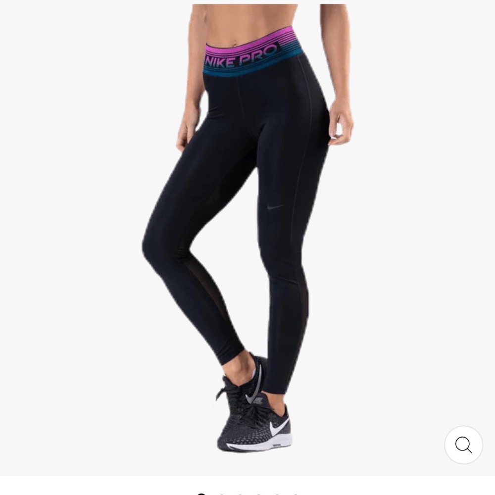 NIKE
PRO VENEER EXCELLENT TIGHT
BLACK SIZE XS